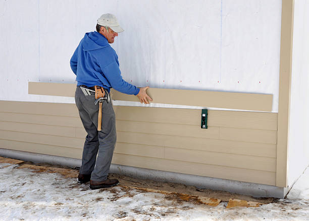 Siding Removal and Disposal in Chamberlain, SD